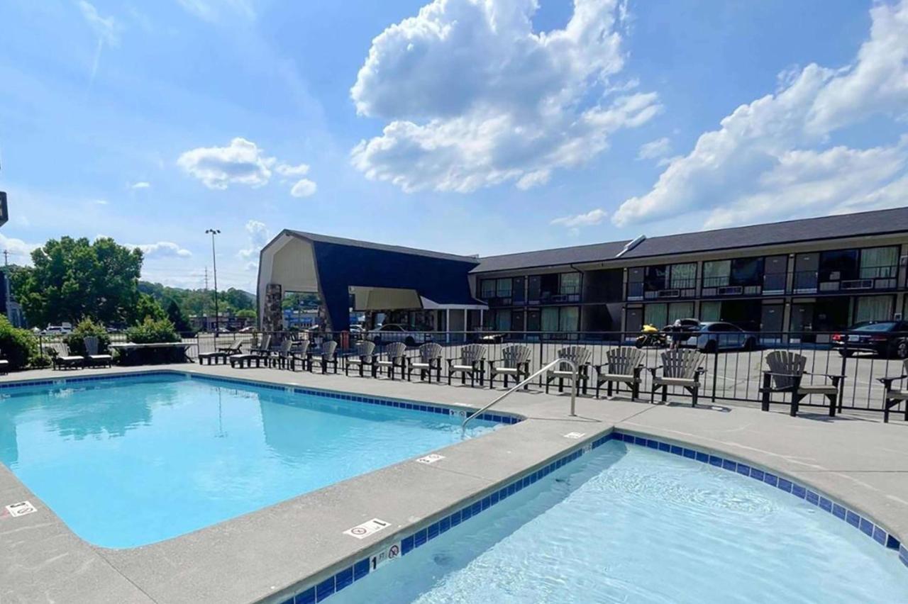 Travelodge By Wyndham Pigeon Forge Dollywood Lane ภายนอก รูปภาพ